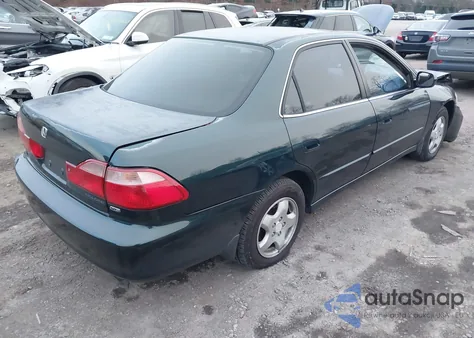 2000 Honda Accord 3.0 Ex from USA, damaged, VIN 1HGCG1658YA088093